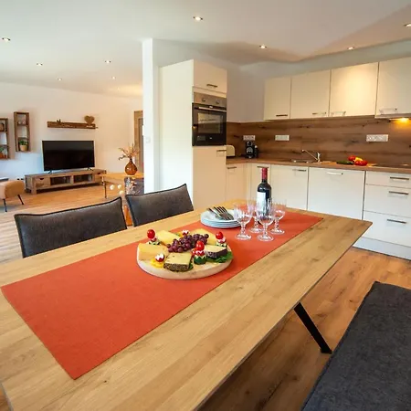 Immer Schoen - Bergnasennen Apartmán